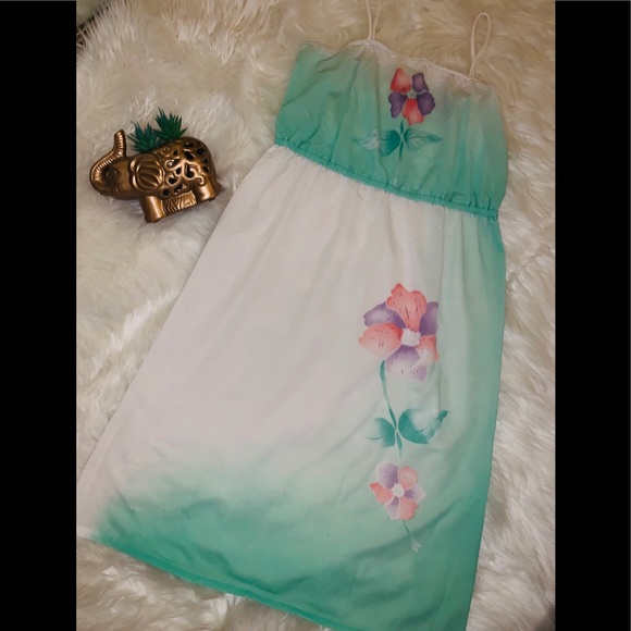 NWOT Beautiful vintage floral sundress - Picture 1 of 7